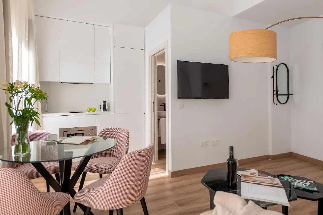 Coliseum Boutique Apartments Córdoba 0*,